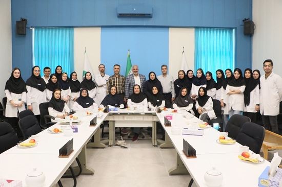 تأکید مدیر بیمارستان فارابی بر نقش کلیدی اپتومتریست‌ها در خدمات درمانی 